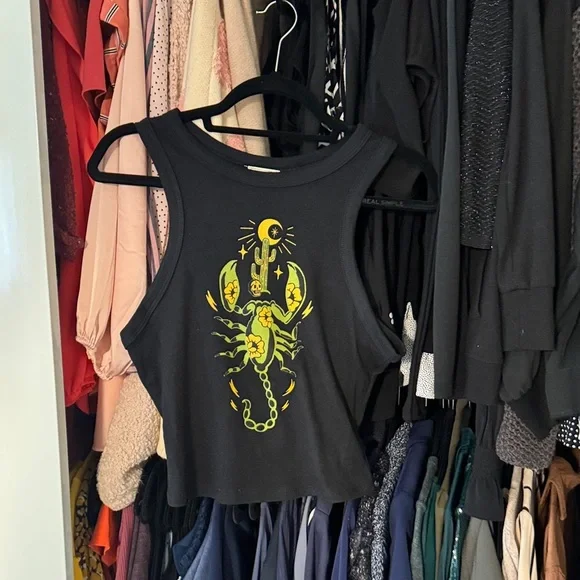 Black Crop Top with Green Scorpion Design - Picture 2 of 4